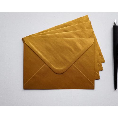 Arany színű boríték - C6