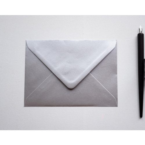 Ezüst színű boríték - C6