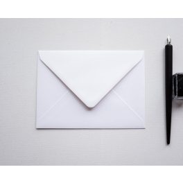 Fehér boríték textúrált papírból- C6