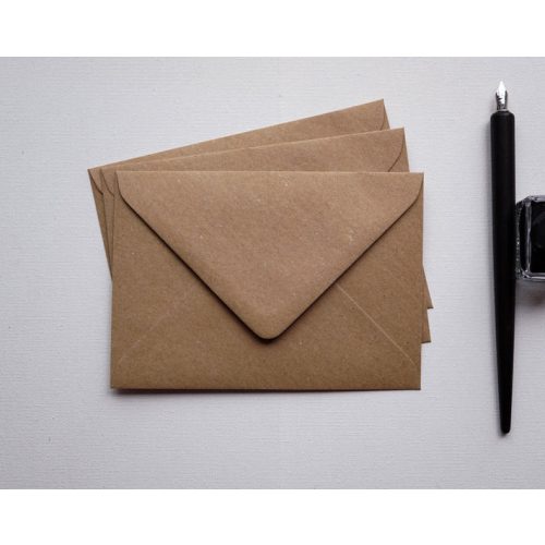 Kraft boríték - C6