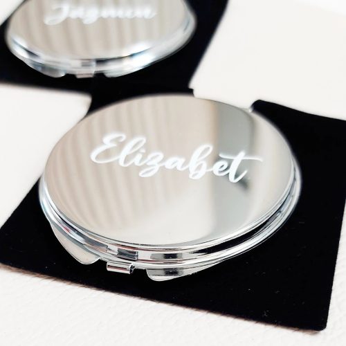 Névre szóló fém tükör