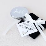 Névre szóló fém tükör