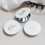 Feliratozott tükör