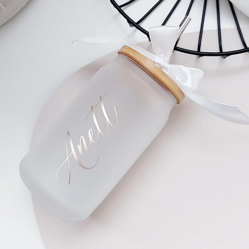 Feliratozott üveg pohár bambusz tetővel