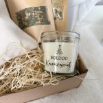 Illatgyertya 'Boldog Karácsonyt' felirattal