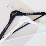 Esküvői vállfa szett díszdobozban