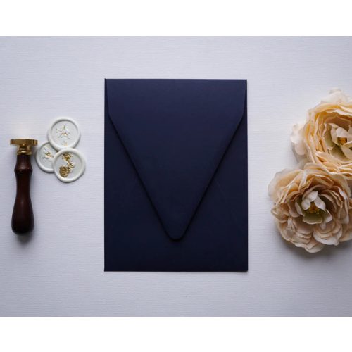 Tengerészkék színű rövidebb oldalon nyíló díszboríték - i8