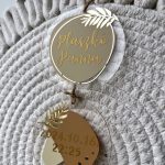 Függő dekoráció a baba születési adataival 