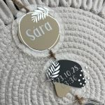 Függő dekoráció a baba születési adataival 